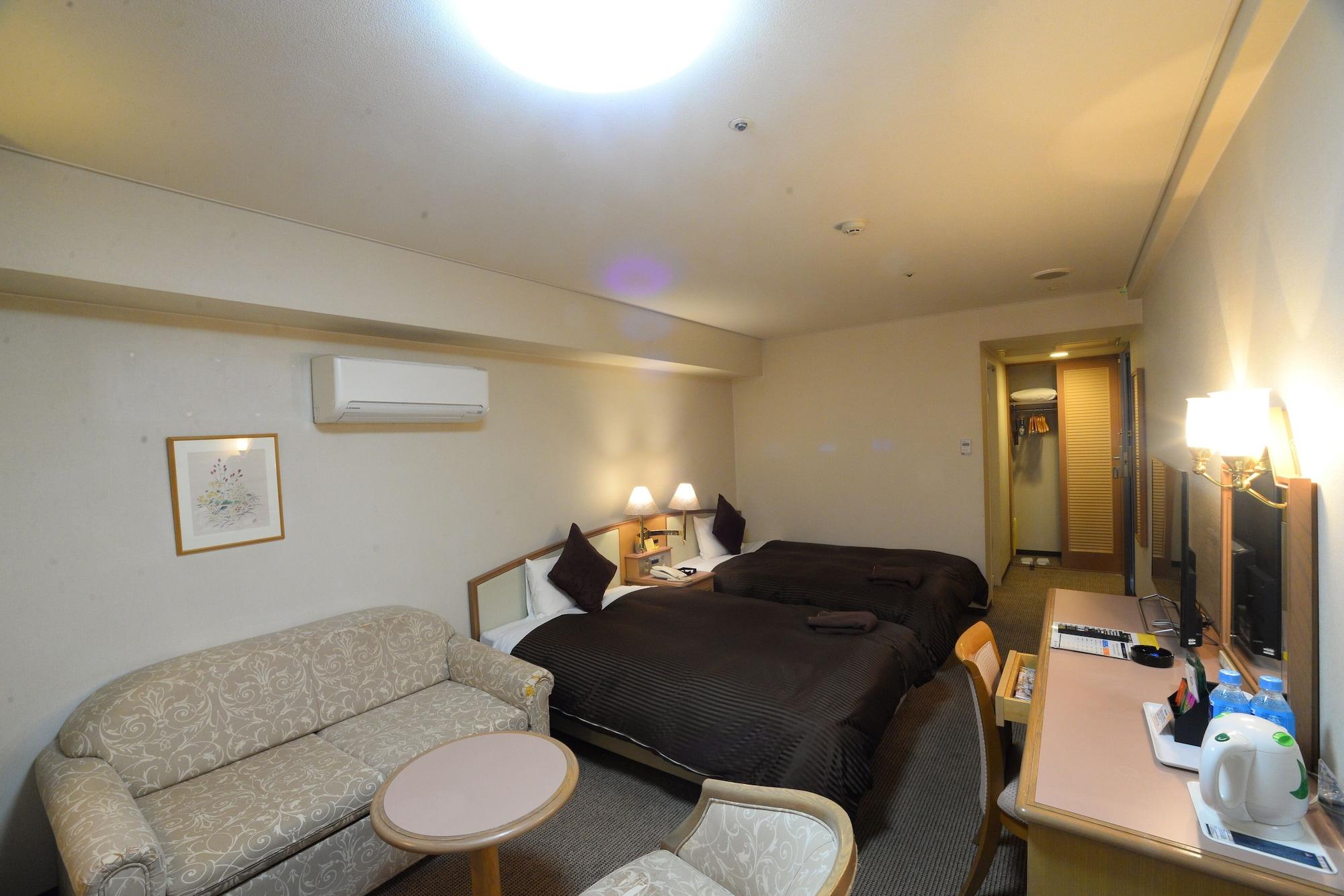Sunwest Hotel ساسيبو المظهر الخارجي الصورة